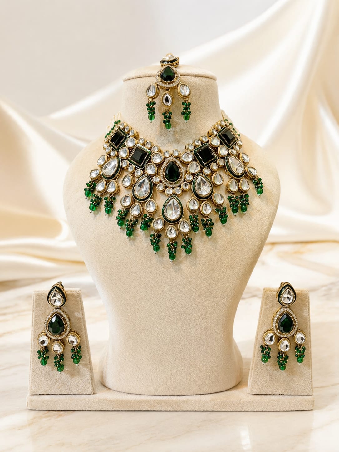 Imperial Dewdrop Elegance