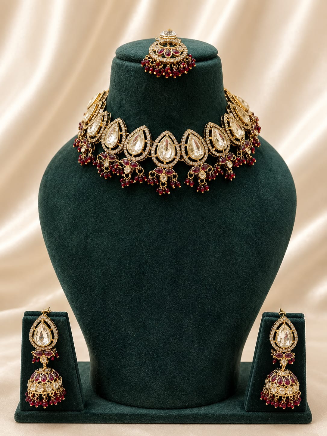 Teardrop Royale Choker Set