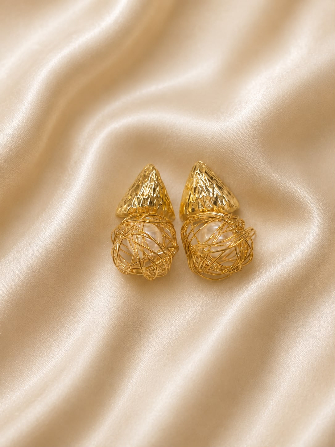 Lunara Orbit Studs