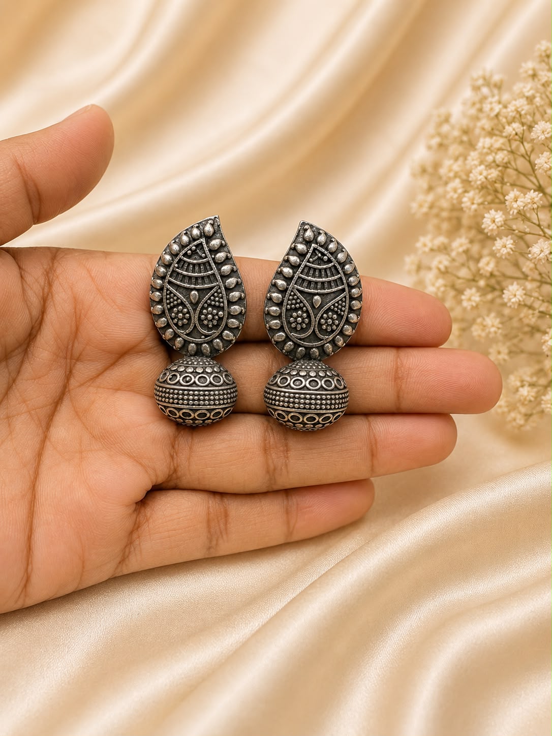 Velora Motif Earrings