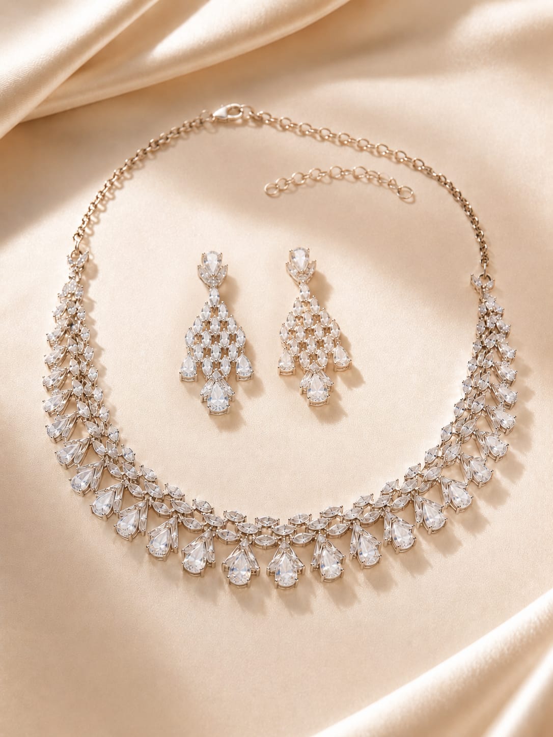The Opaline Grace Necklace Set